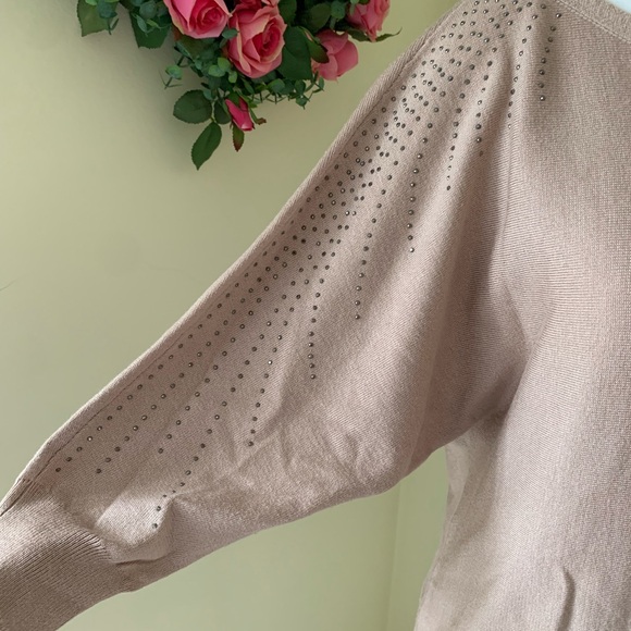 Boatneck sweater with bling! - Picture 5 of 7